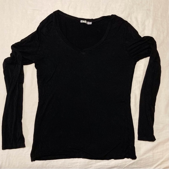 Avani Black Fitted Long Sleeve Blouse - Picture 1 of 6